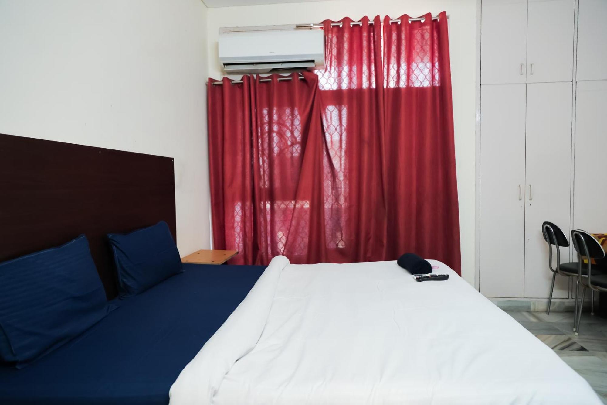 Hotel Green Villa - Near Anand Vihar Station New Delhi Bagian luar foto