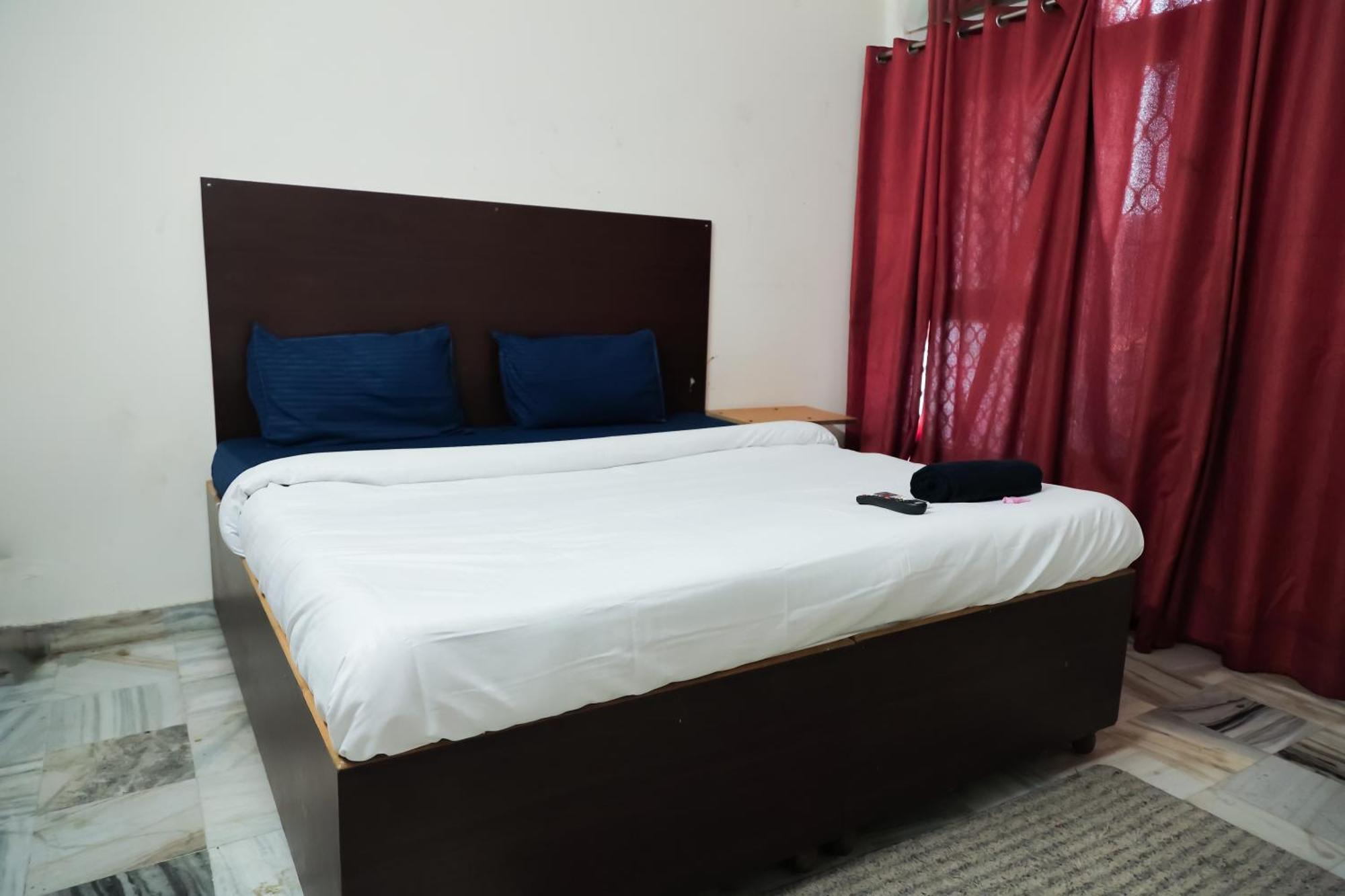Hotel Green Villa - Near Anand Vihar Station New Delhi Bagian luar foto