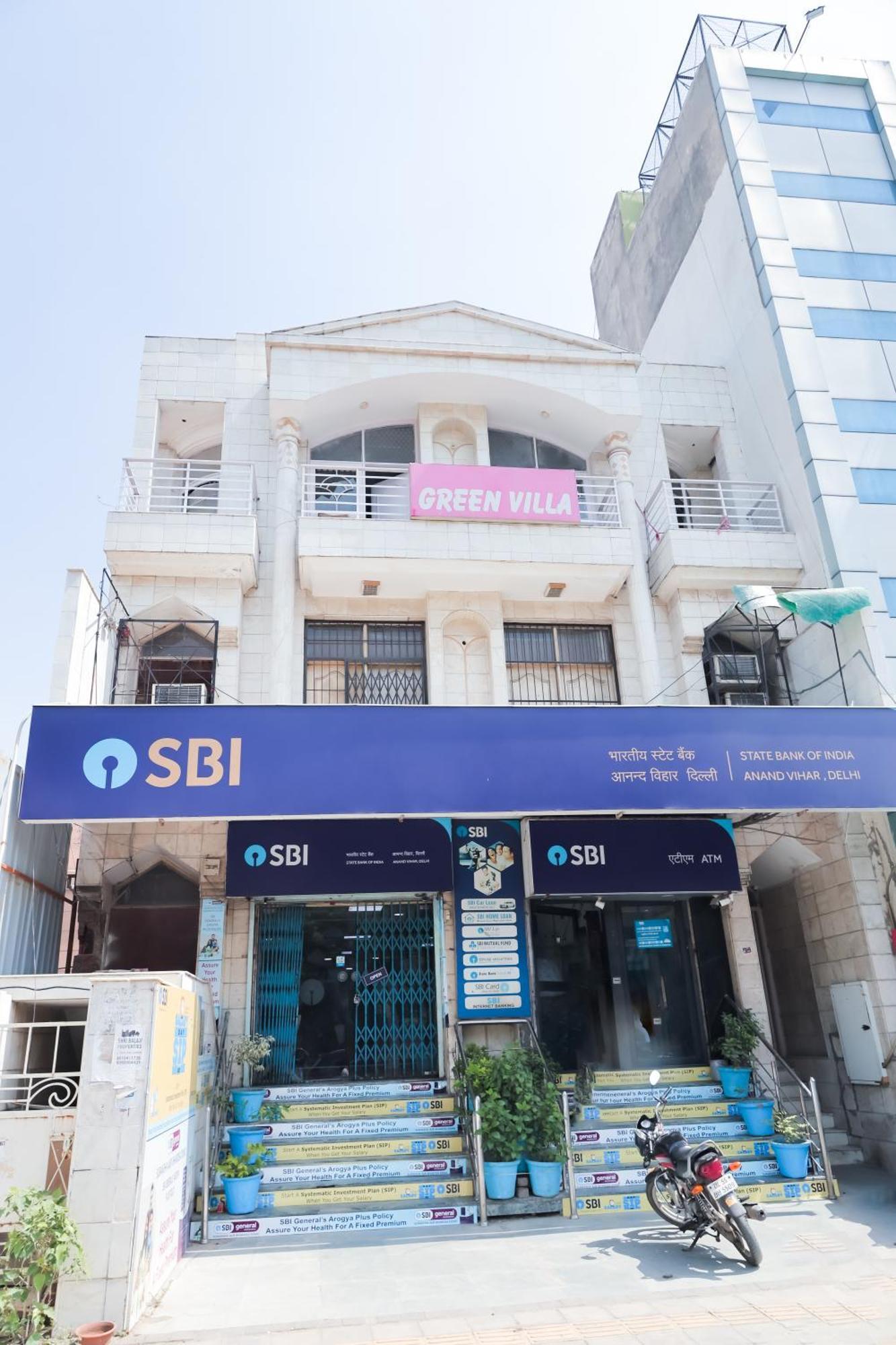 Hotel Green Villa - Near Anand Vihar Station New Delhi Bagian luar foto
