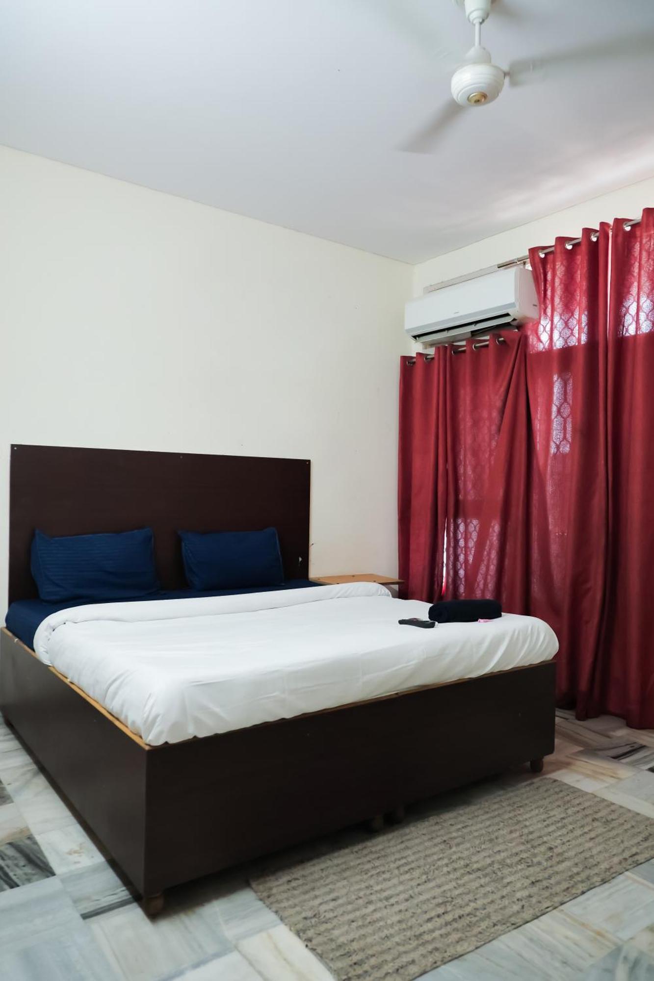 Hotel Green Villa - Near Anand Vihar Station New Delhi Bagian luar foto